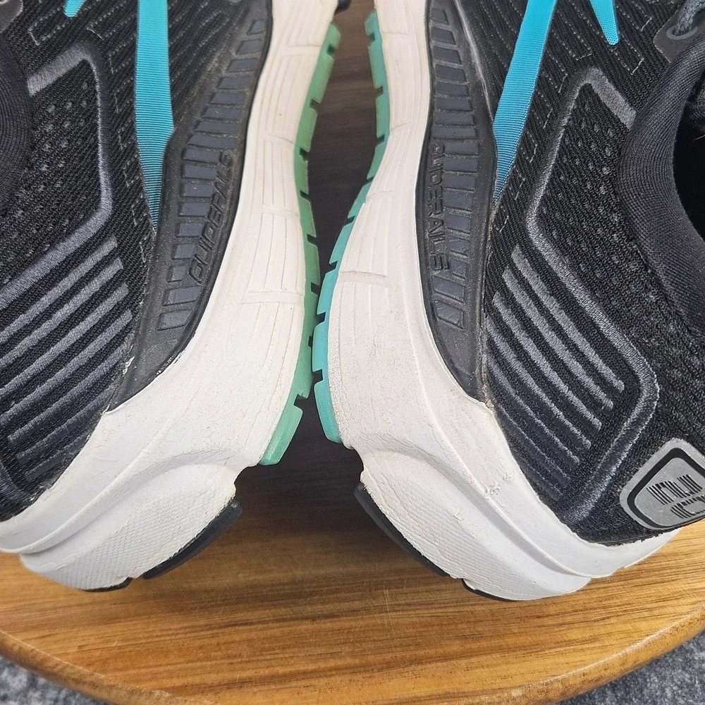Brooks ariel 20